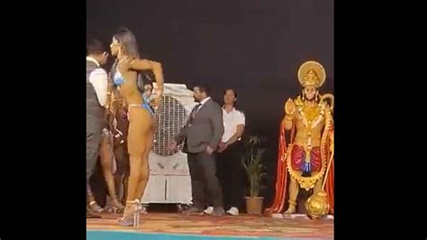 Bikini Clad Women Bodybuilders Flex Muscles In Front Of Hanuman Idol In MP Spark Row WATCH