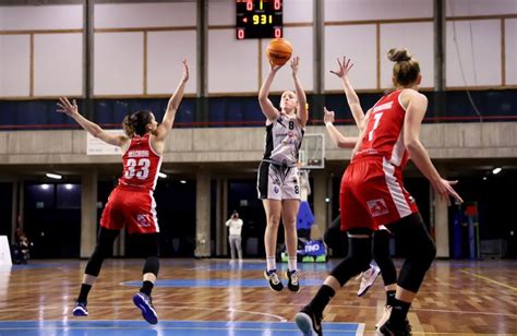 Derthona Basket Vittoria Sofferta Per La Squadra Femminile In