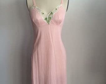 Items Similar To Vintage S Lingerie S Pale Pink Nightgown And Robe Peignoir Set Sugar