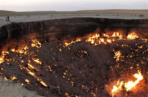 The Door to Hell or Darvaza gas crater | Geology, Formation