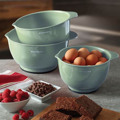 KitchenAid Plastic Set of 3 Mixing Bowls, Pistachio - Walmart.com ...