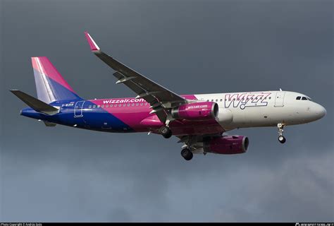 G Wukb Wizz Air Uk Airbus A Wl Photo By Andr S So S Id