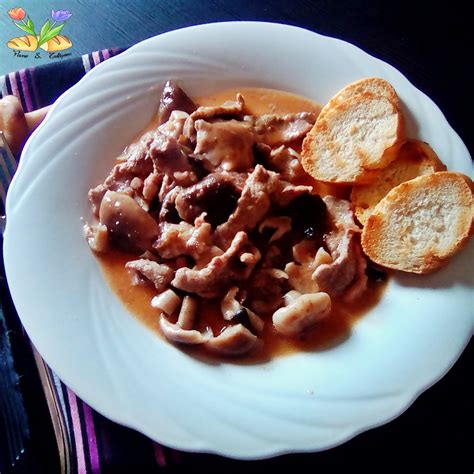 Straccetti Di Manzo Con Funghi Chiodini Pane Tulipani