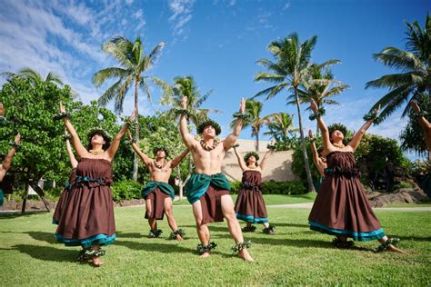 Kahiko hawaiian dance - polynesia.com | blog