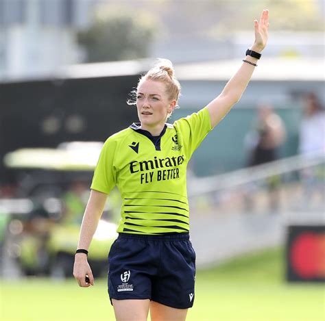 Hollie Davidson appointed referee for Rugby World Cup 2021 final