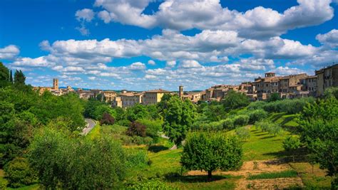 Colle Di Val Delsa Cosa Fare Cosa Vedere E Dove Dormire Toscana Info