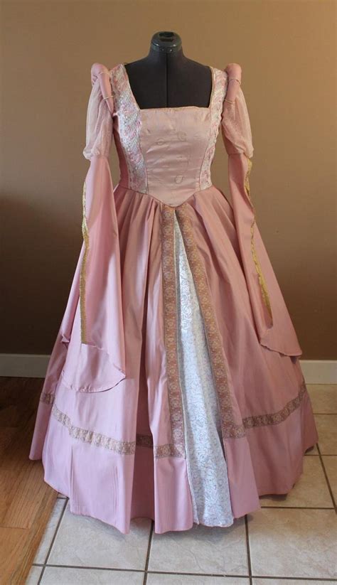 Bust 38 Pink Princess Tudor Anne Boleyn Dress Renaissance Game Of