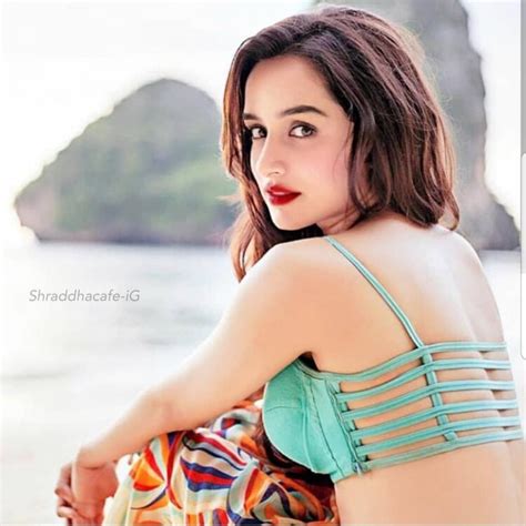 Hot Sexy Elham Ali Bikini Pics