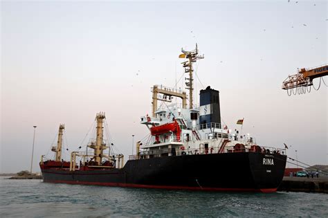 Houthis Threaten To Block Red Sea Shipping Lane Times Of Oman