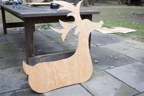 How To Build Wooden Deer For Outdoor Decor Hgtv