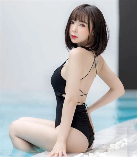 No mắt trước thân hình bốc lửa của hot girl Thái Lan Người đẹp Việt Giải Trí