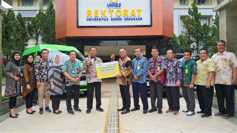 Unnes Terima Bantuan Dua Unit Kendaraan Operasional Dari Bank Btn