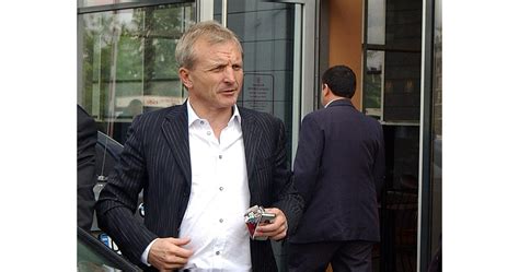 Гриша Ганчев се изнася в Сърбия