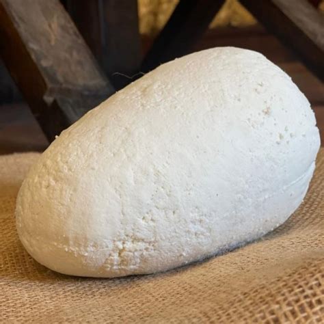 I Formaggi Artigianali Di Norcia Pecorino Caciotta Ricotta Salate