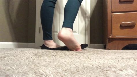 Crossdresser Flats Shoeplay Shemale Ladyboy Ladyboy Porn XHamster