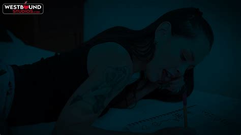 Hot Brunette Yessica Bunny Fucked By Studly Stepfather