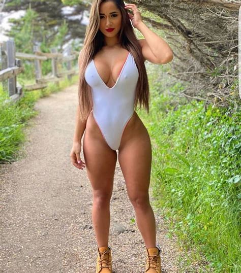 Curvy Girls And Damn Hot Asses Porn Pictures XXX Photos Sex Images