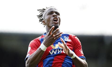 Crystal Palace 1 0 Manchester United Wilfried Zaha Scores The Winner