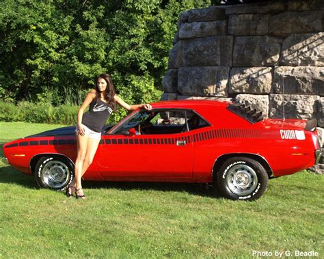 The Keeper S Babe Of The Day Page Of Cool Cars Sick Jokes And Hot Babes What