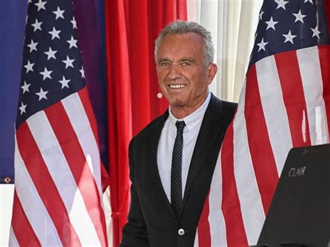 Robert Kennedy Jr Un Caballo Al Acecho De Biden Datos Bo