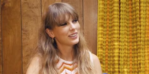 Taylor Swifts Anti Hero Song Lyrics Explore Her Insecurities