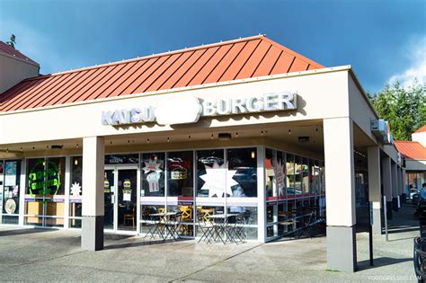 Katsu Burger Lynnwood: Towering, Japanese-Style Multi-Patty Burgers