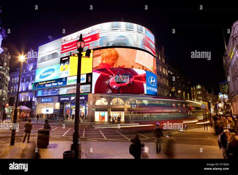 Piccadilly Circus Is Hi Res Stock Photography And Images Alamy