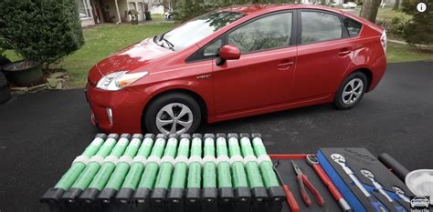 Watch Diy Toyota Prius Battery Replacement In Tedious Yet Satisfying Video