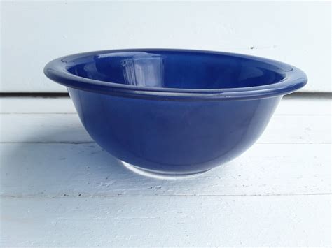 Pyrex Bowls 322 Blue With Clear Bottom 1980s Pyrex Mixing Etsy