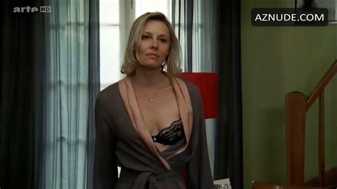 Les Vivants Et Les Morts Nude Scenes Aznude