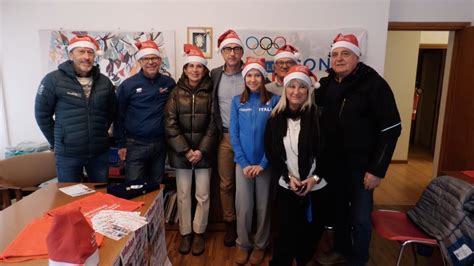 Natale In Anticipo Domenica Appuntamento Con La Winter Run Dei Babbi