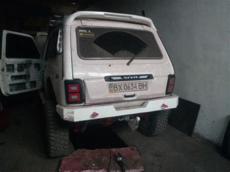 Задние диодные фонари и подсветка номера на ниву — Lada 4x4 3D, 1,7 л ...