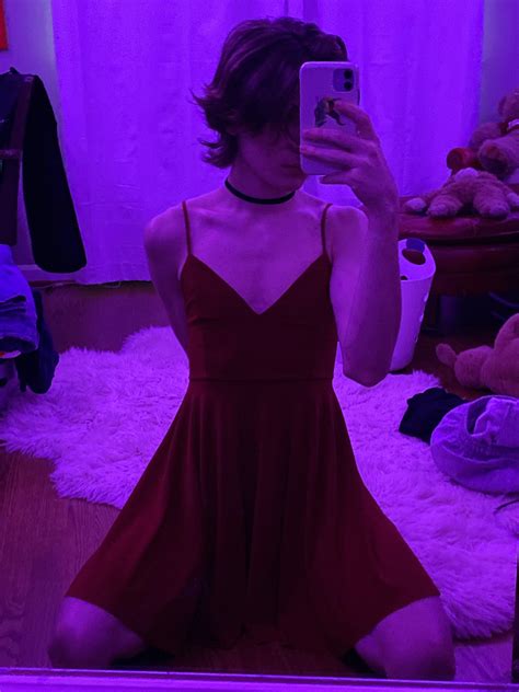 Do You Like My Little Red Dress Daddy ️👗 Scrolller