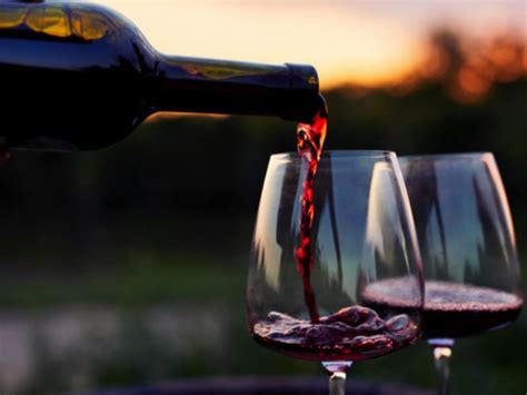 Cuáles son los beneficios del vino tinto para la salud Salud180