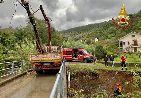 Maltempo Pioggia Al Nord Allerta Rossa In Liguria E Veneto Lapresse