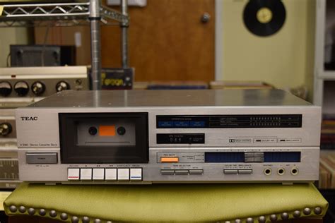 Teac Cassette Deck - Model: V-330 | Vintage Audio Exchange