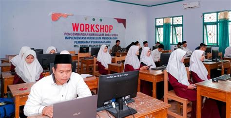 Implementasi Kurikulum Merdeka Dan Pembuatan Perangkat Ajar