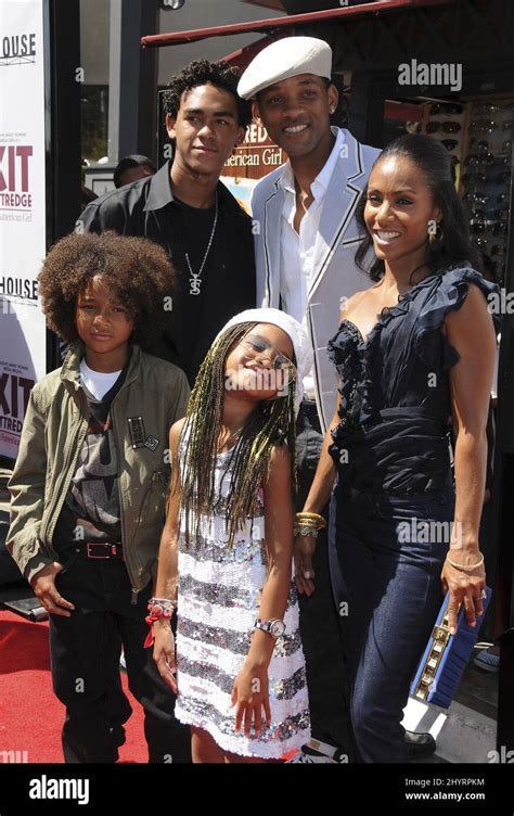 Trey Smith Will Smith Jada Pinkett Smith Jaden Smith And Willow Smith Arrive At The World