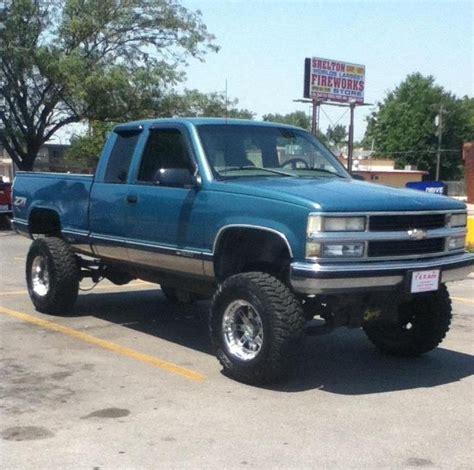 88-98 Chevy Truck Parts Catalog - TRUCKS