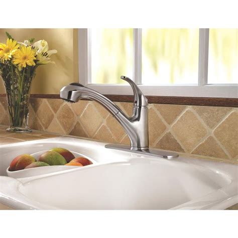 Pfister Shelton Stainless Steel 1 Handle Deck Mount Pull Out Handlelever Kitchen Faucet In The