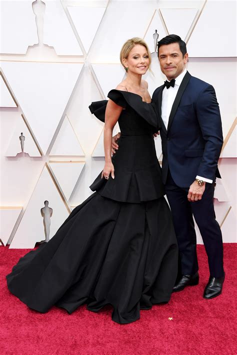 Lives Kelly Ripa Admits Having Sex With Husband Mark Consuelos On Set