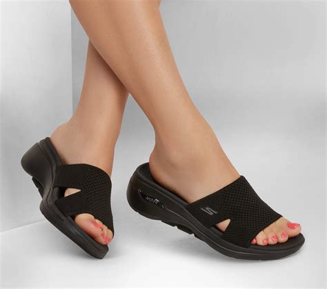 Your Feet Get The Support And Comfort They So Richly Deserve In The