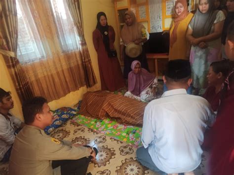 Kapolsek Jawilan Takziah Ke Rumah Ketua Kpps Tps Desa Bojot Kecamatan