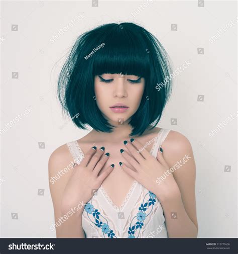 Hundred Black Bob Hair Nude Royalty Free Images Stock Photos Pictures Shutterstock