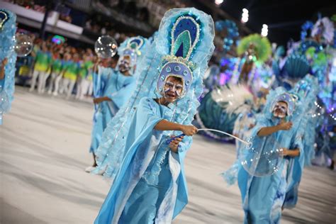 Império da Tijuca fotos do desfile no Carnaval 2024 Carnavalesco