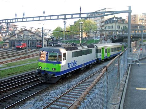 Bls Einfahrt Des Regioexpress Bern Luzern In Luzern Bahnbilder De