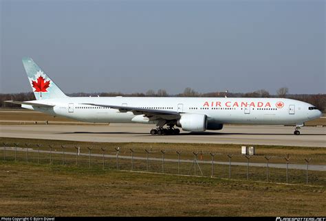 C FITU Air Canada Boeing 777 333ER Photo by Björn Düwel ID 684453