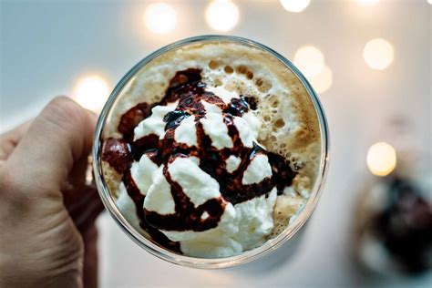 Starbucks Mocha Latte (Copycat Recipe) – Milk and Pop