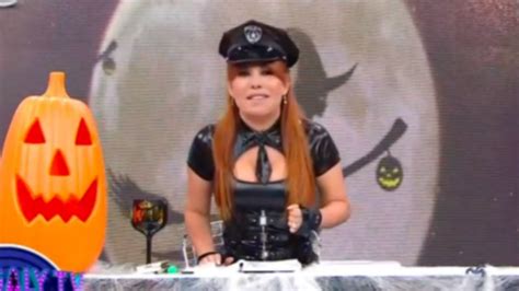 Magaly Medina Empezó Su Programa Vestida De Policía Por Todas Las