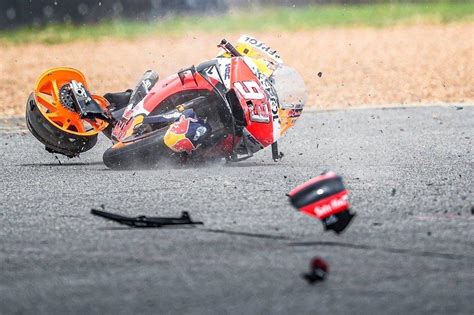 Motogp Marc Marquez Risque Til Sa Carri Re En Chutant Aussi Souvent